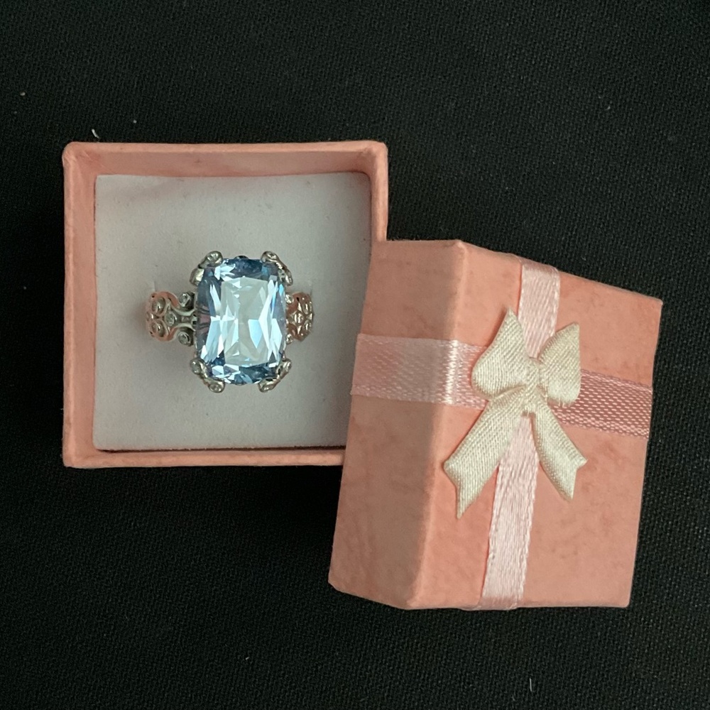 Erica Courtney Sterling Silver Blue Topaz Ring - Size 6